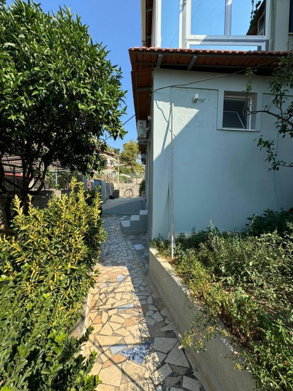 Miri Apartments Sarandë Exterior foto
