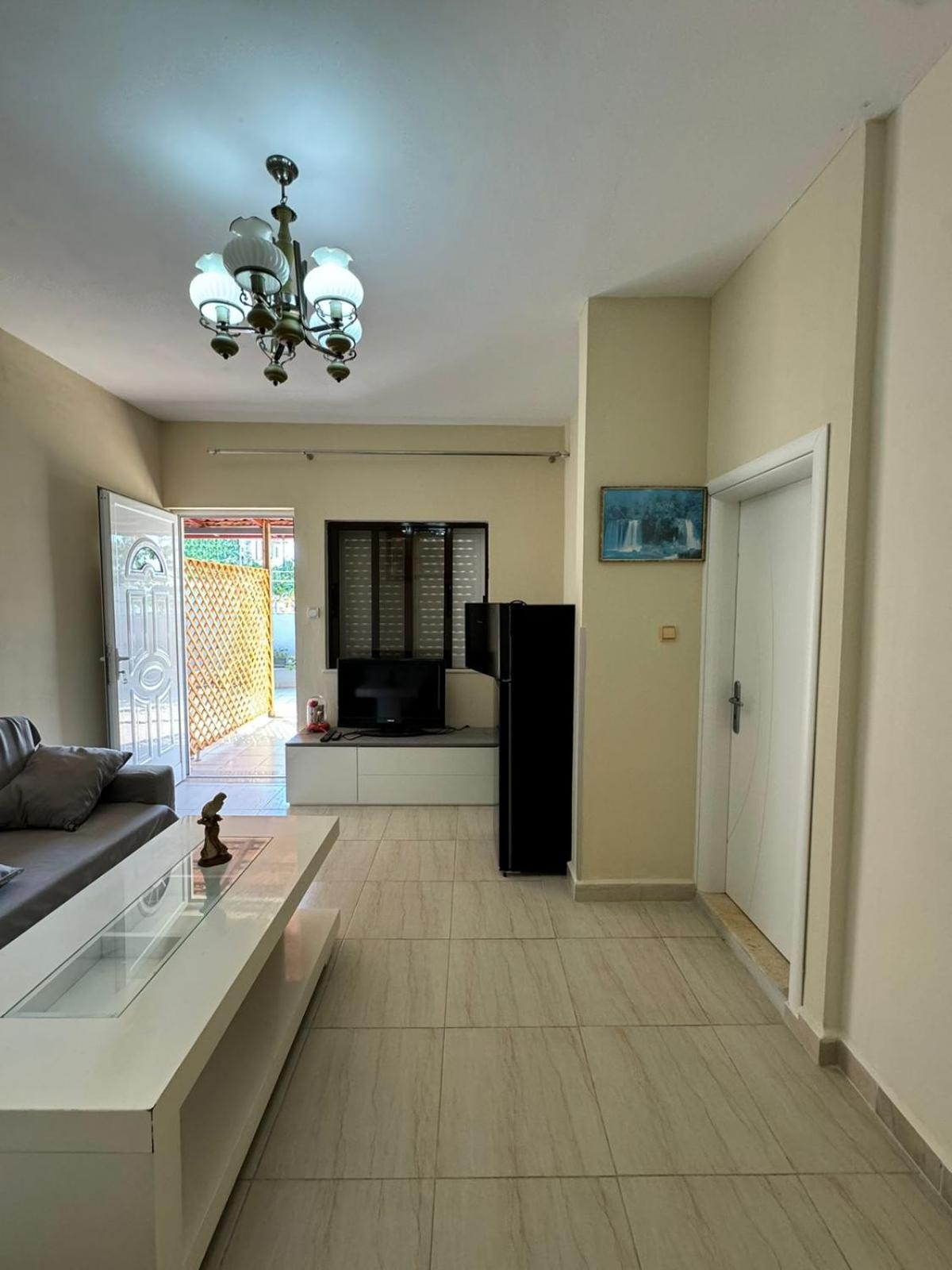 Miri Apartments Sarandë Exterior foto